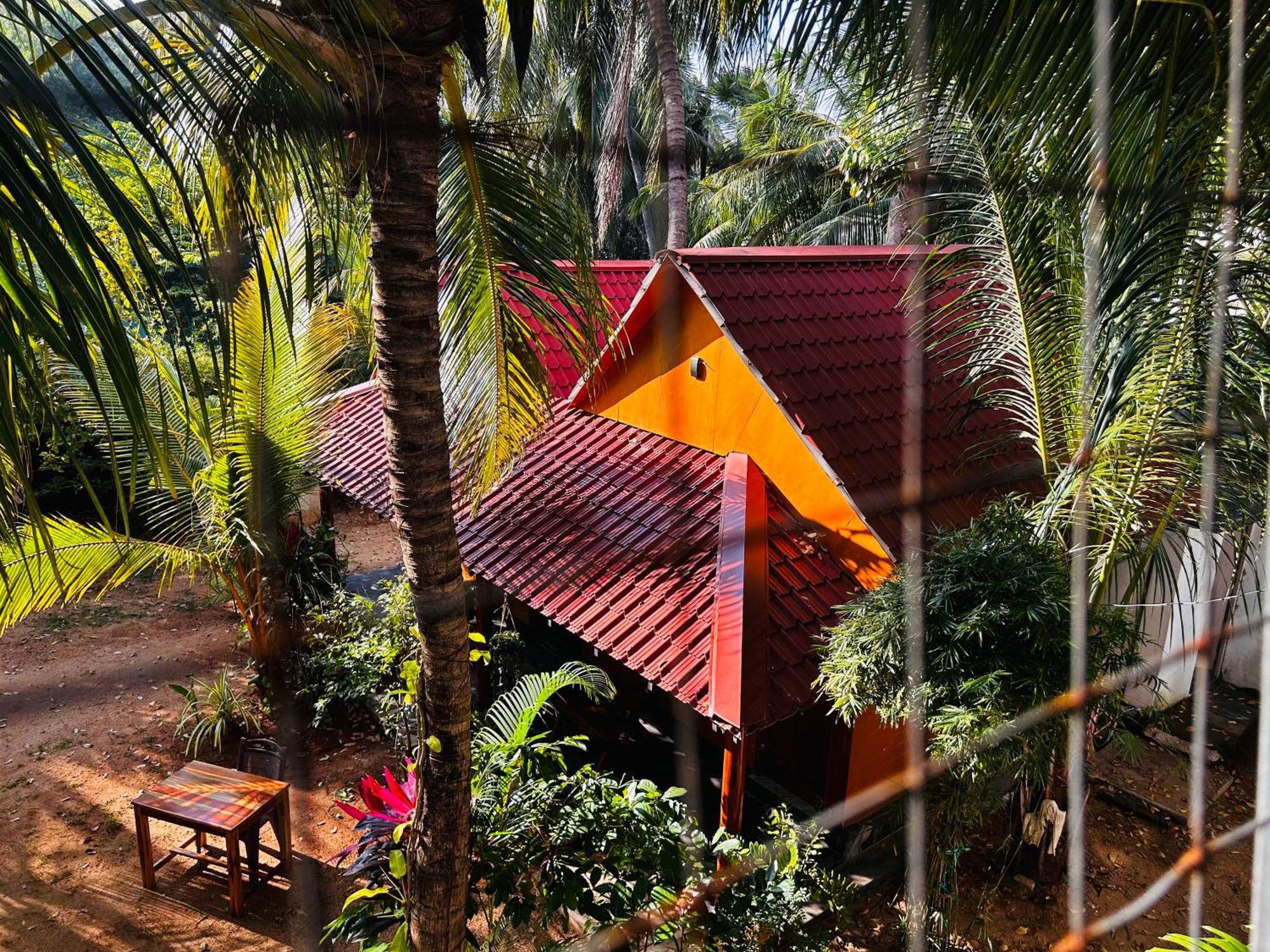 Pearl Bungalow Тринкомалі Екстер'єр фото